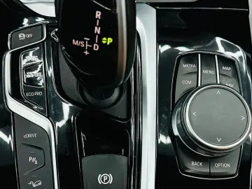 BMW X3 2020 X3 30e 2.0i E6 4x4 Plug-in Hybrid Garantie 12 Lu