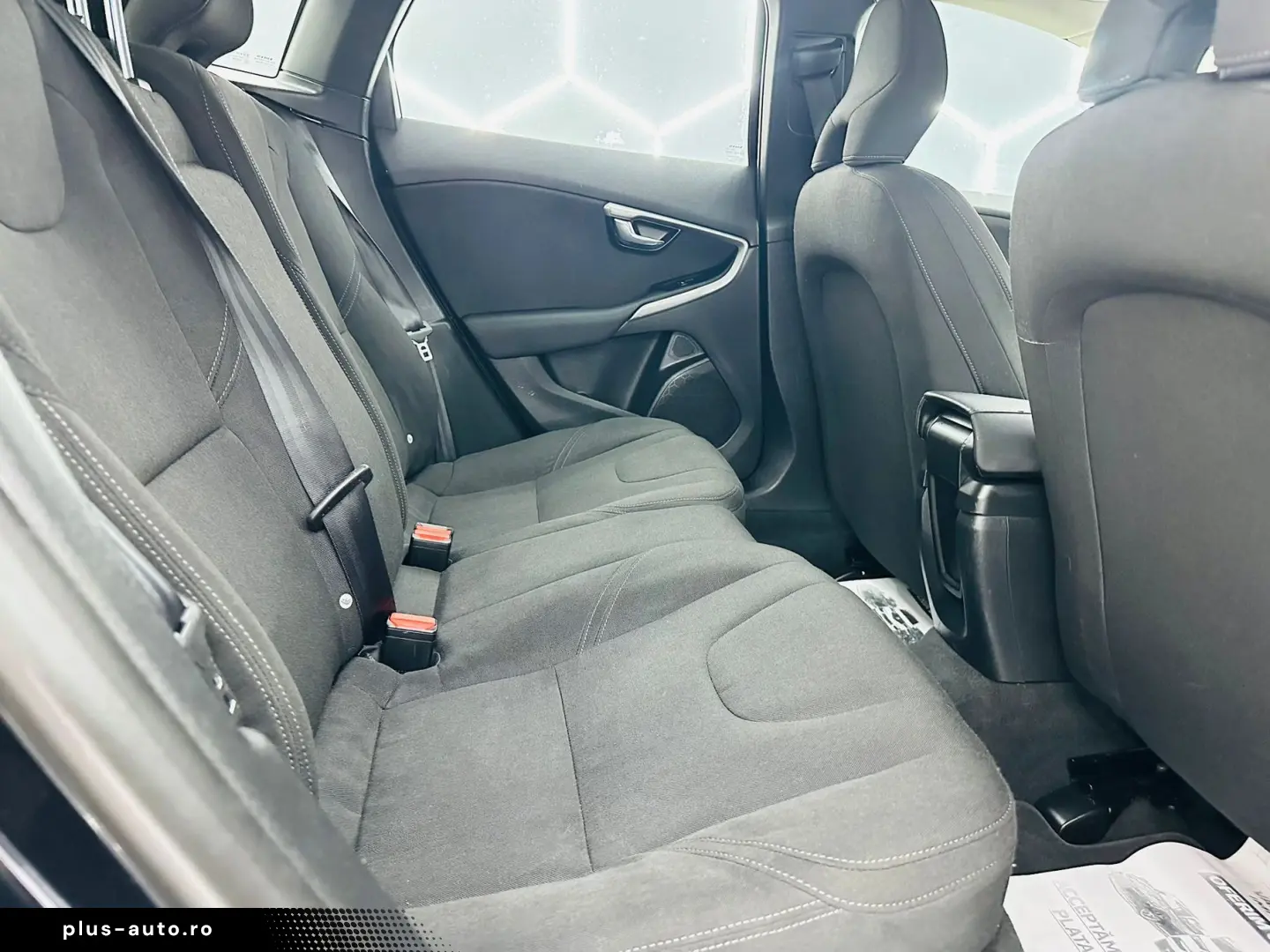 VOLVO V40 2013 1.6D E5 Garantie 12 Luni Rate Avans 0 Doar Cu