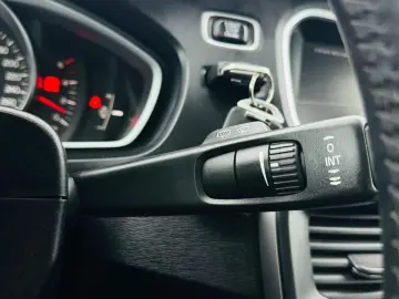 VOLVO V40 2013 1.6D E5 Garantie 12 Luni Rate Avans 0 Doar Cu