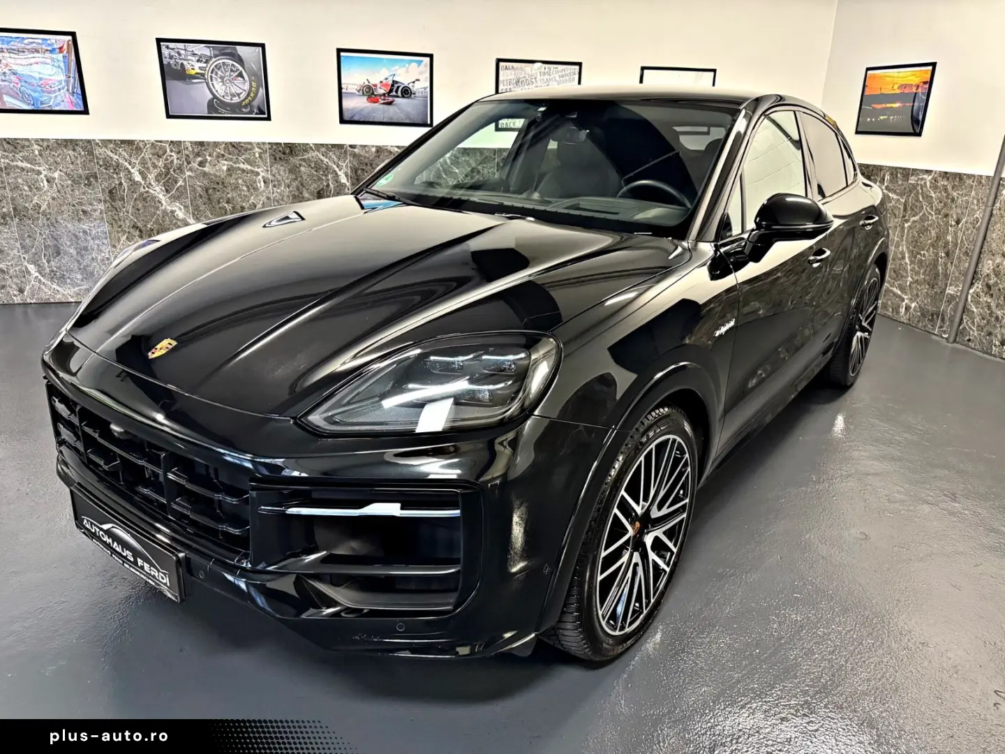 PORSCHE Cayenne Coupe E-Hybrid Heasup Pano Massage PASM