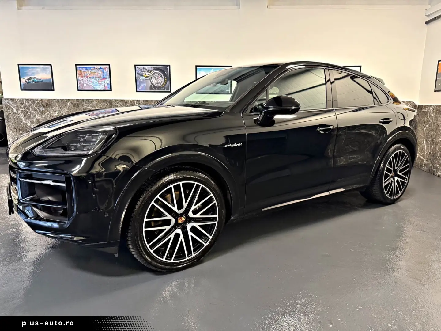 PORSCHE Cayenne Coupe E-Hybrid Heasup Pano Massage PASM