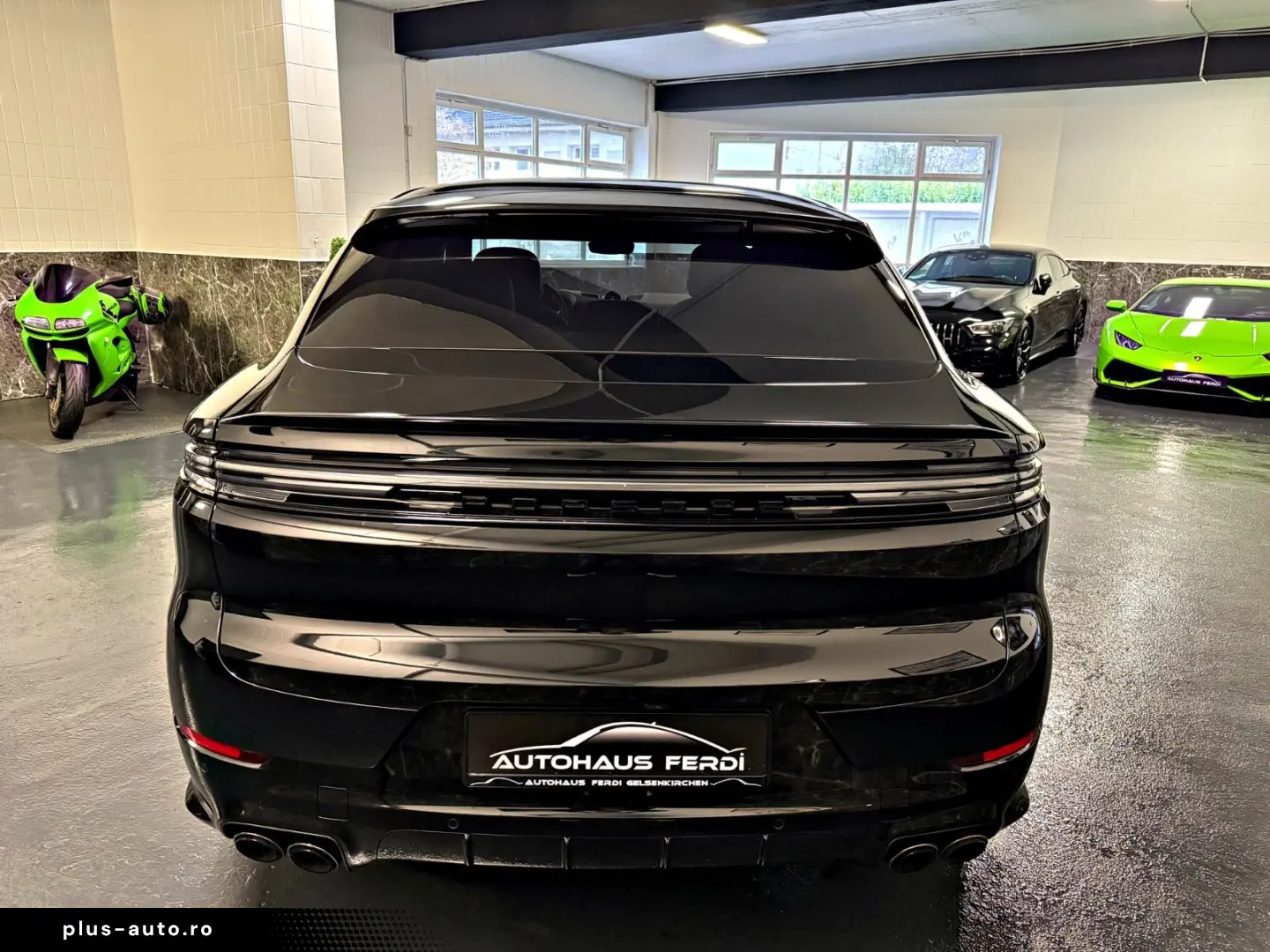 PORSCHE Cayenne Coupe E-Hybrid Heasup Pano Massage PASM