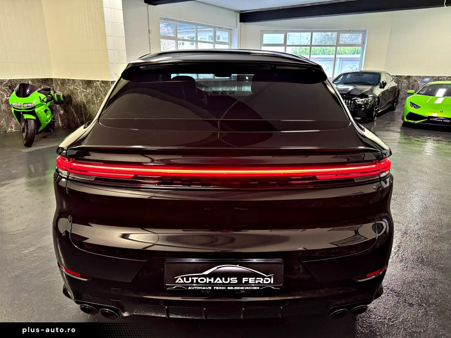 PORSCHE Cayenne Coupe E-Hybrid Heasup Pano Massage PASM