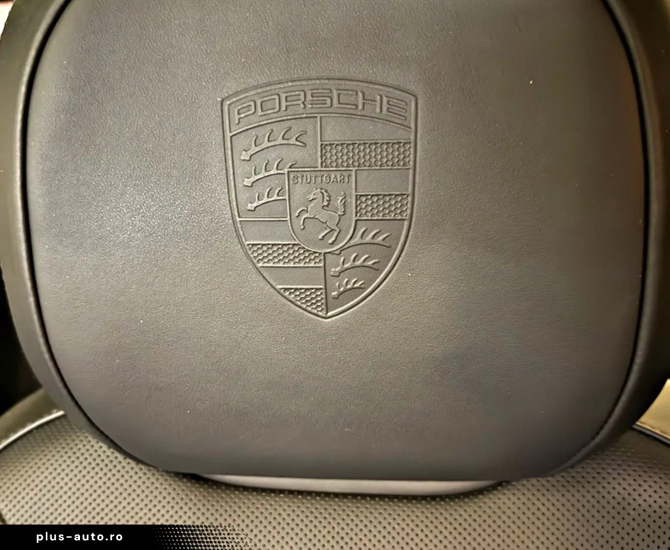 PORSCHE Cayenne Coupe E-Hybrid Heasup Pano Massage PASM