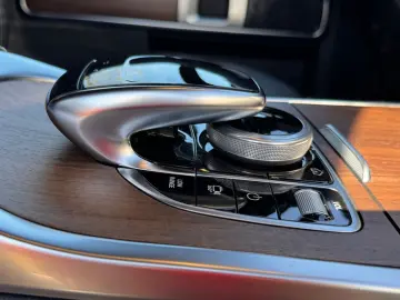 MERCEDES-BENZ G 400 d Night LOGO AHK Schöckl Design