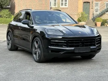PORSCHE Cayenne S SPORTABGAS BOSE 22 EXCLUSIVE PANORAMA