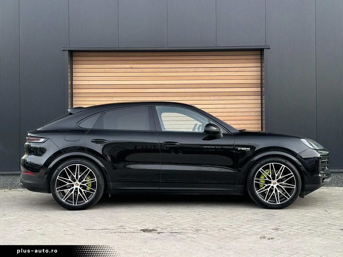 PORSCHE Cayenne Coupé 3.0 E-Hybrid PANO MASSAGE STOELVEN