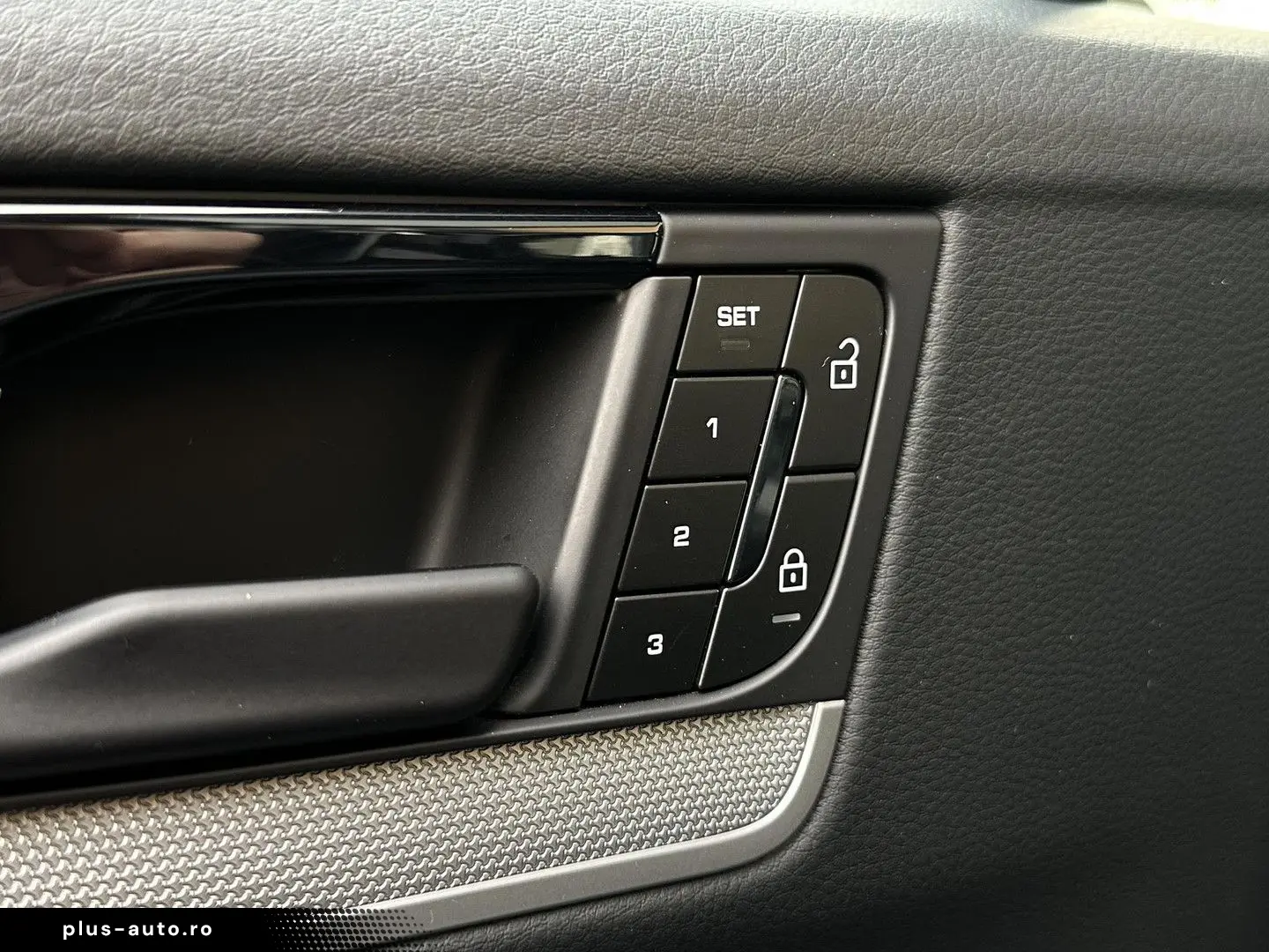 PORSCHE Cayenne Coupé 3.0 E-Hybrid PANO MASSAGE STOELVEN