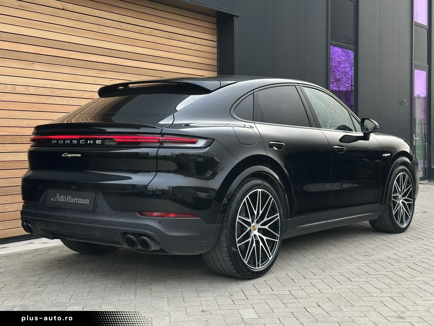 PORSCHE Cayenne Coupé 3.0 E-Hybrid PANO MASSAGE STOELVEN