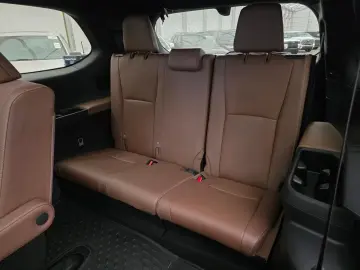 Toyota Grand Highlander Platinum