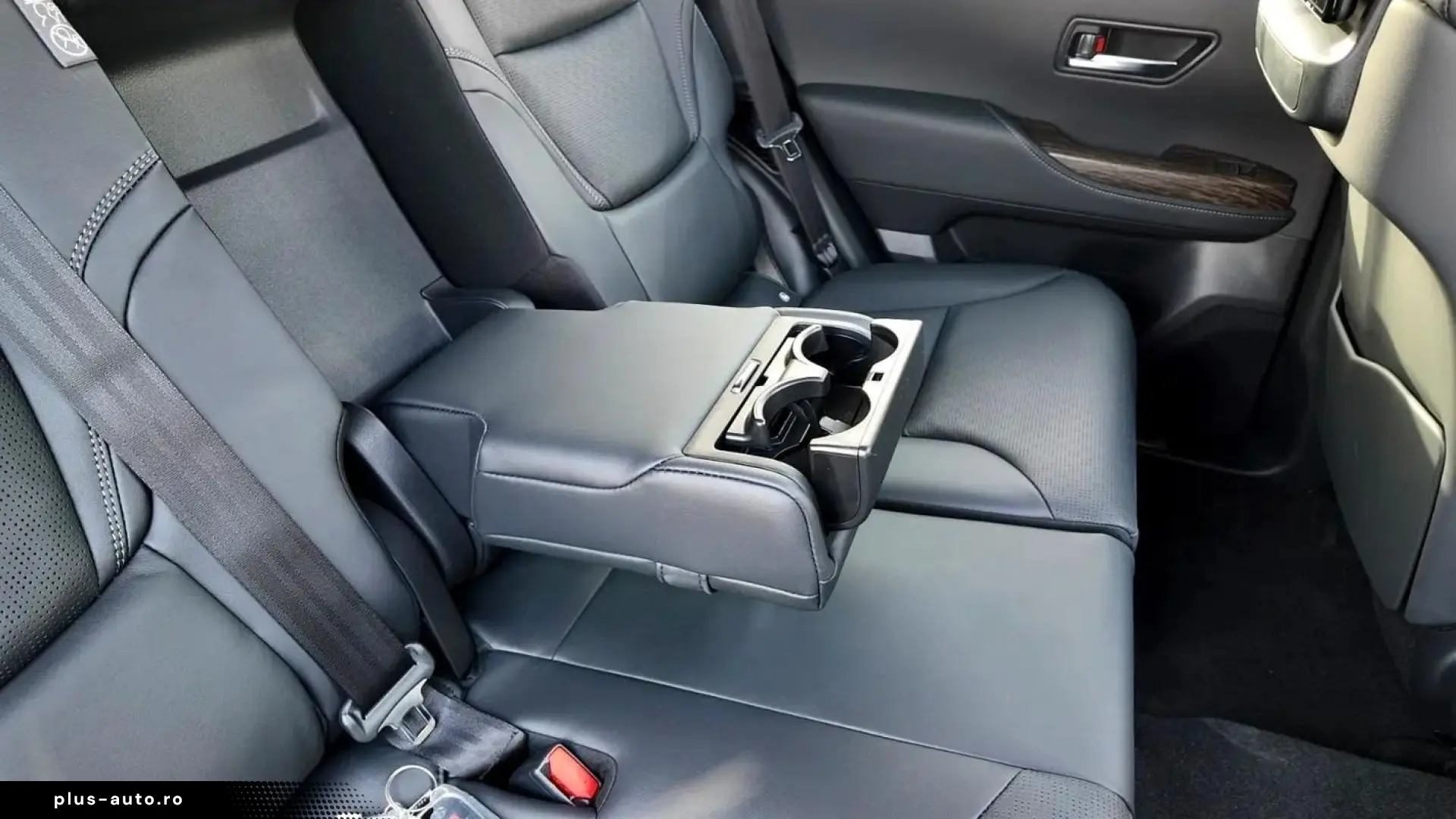 Toyota Land Cruiser 300 VX