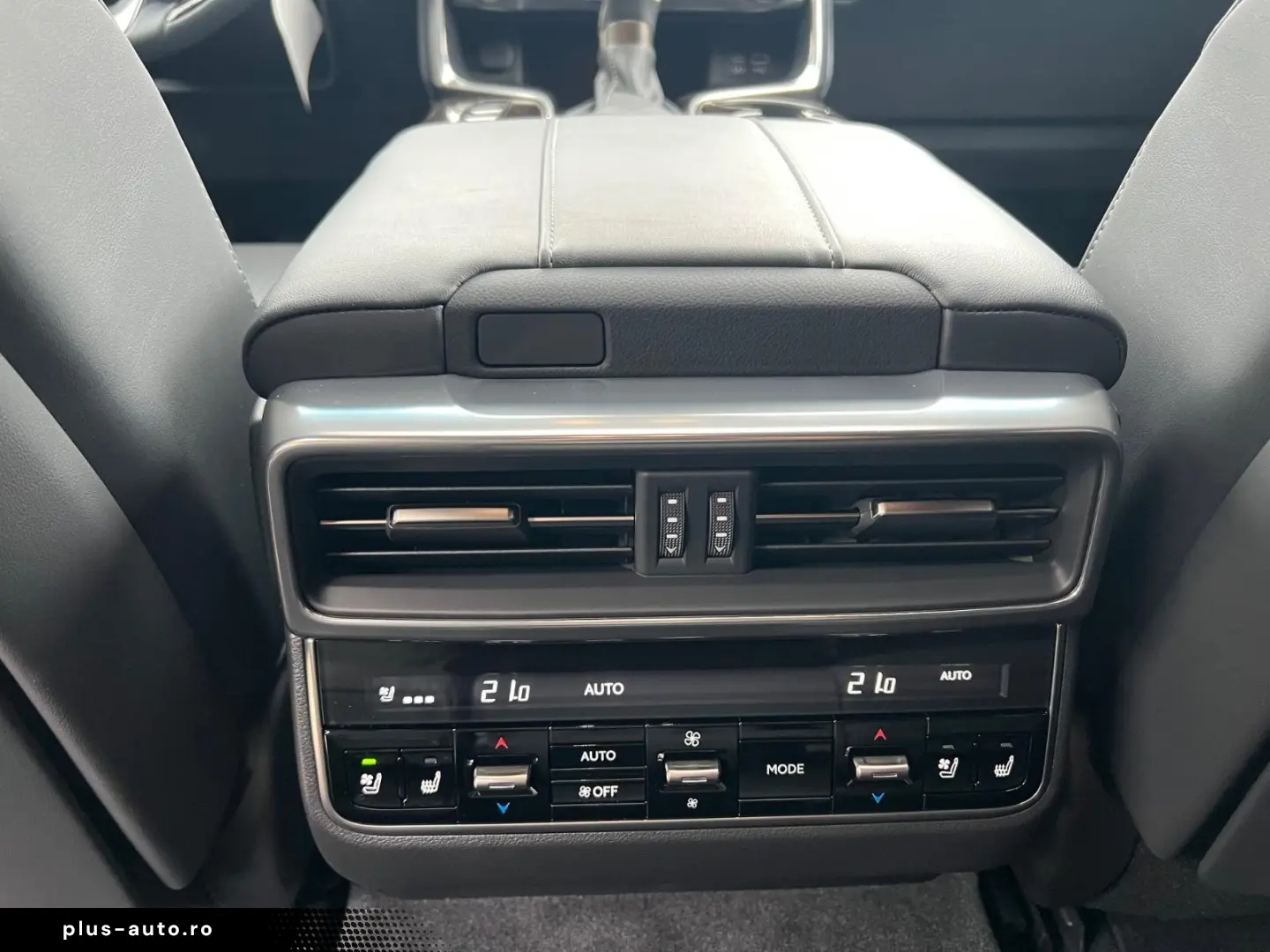 Lexus LX500 Luxury Line