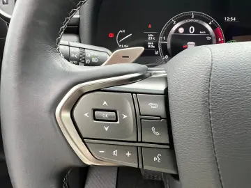 Lexus LX500 Luxury Line