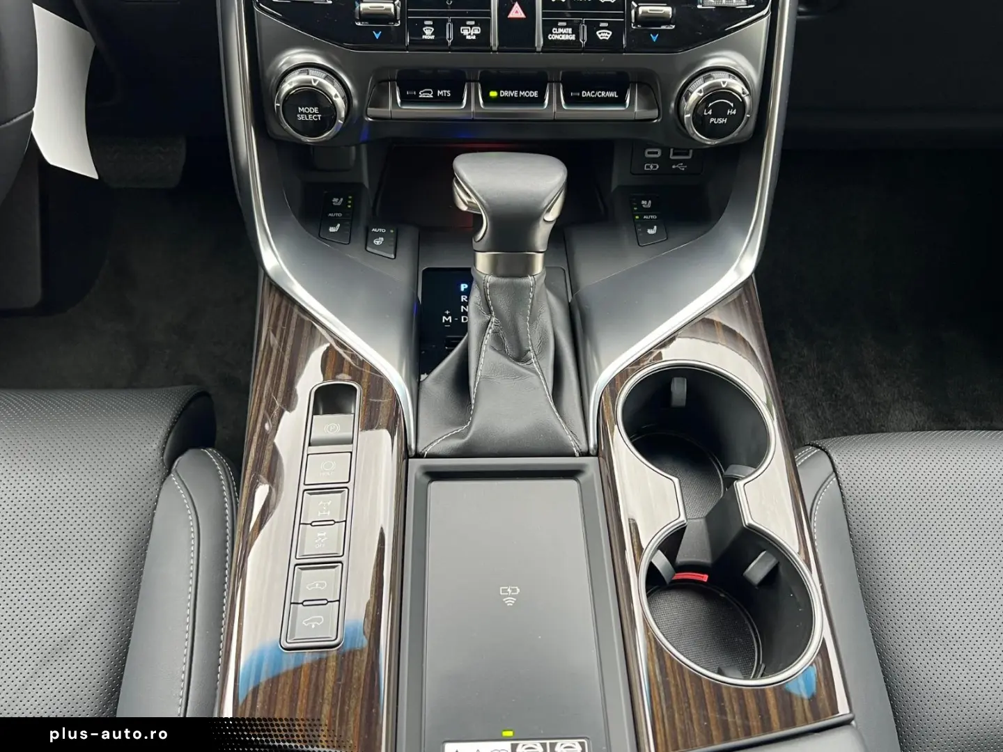 Lexus LX500 Luxury Line