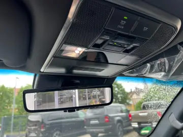 Lexus LX500 Luxury Line