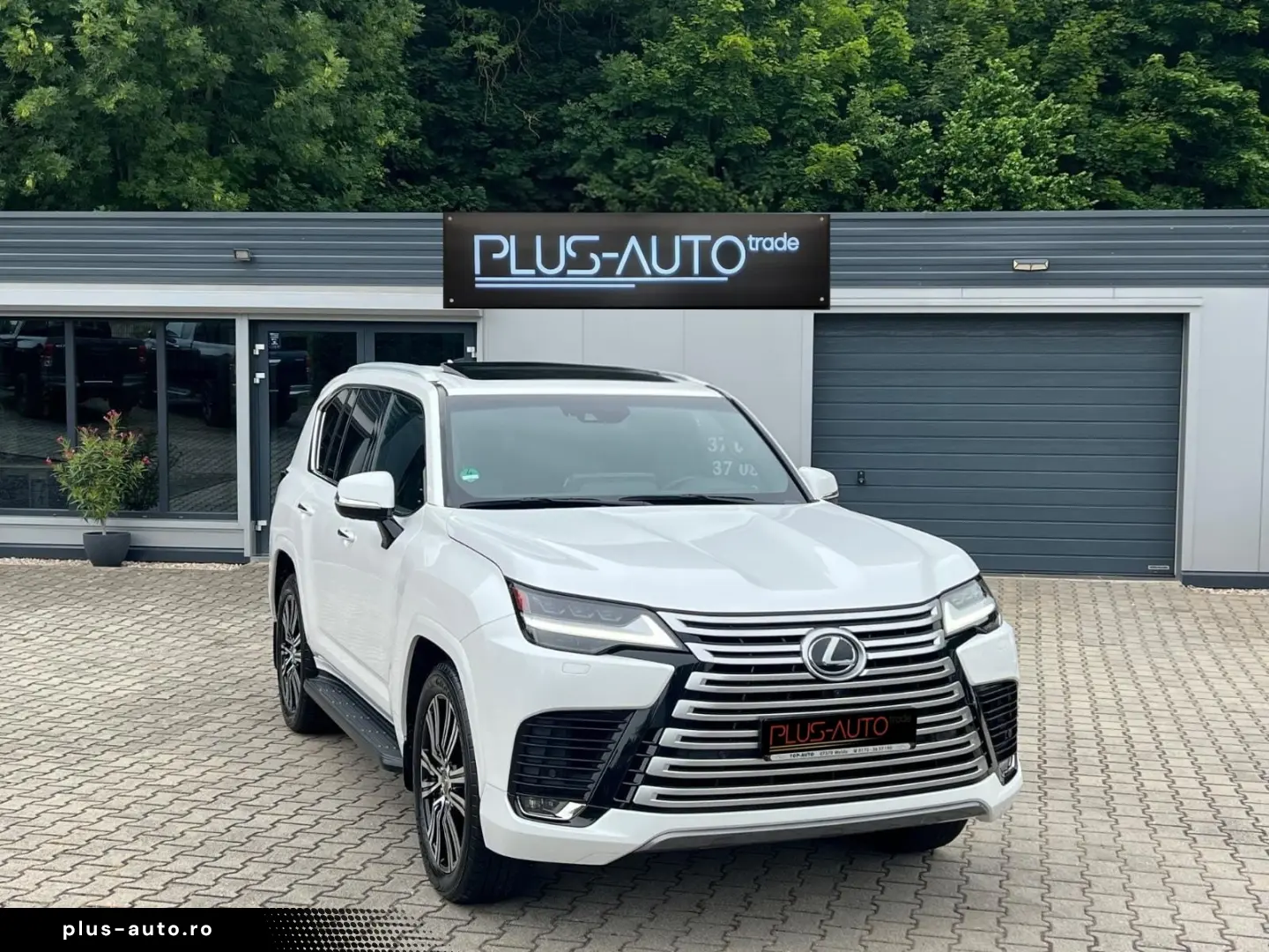 Lexus LX500 Luxury Line