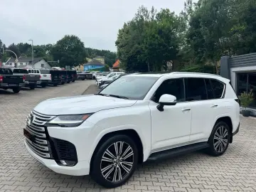 Lexus LX500 Luxury Line