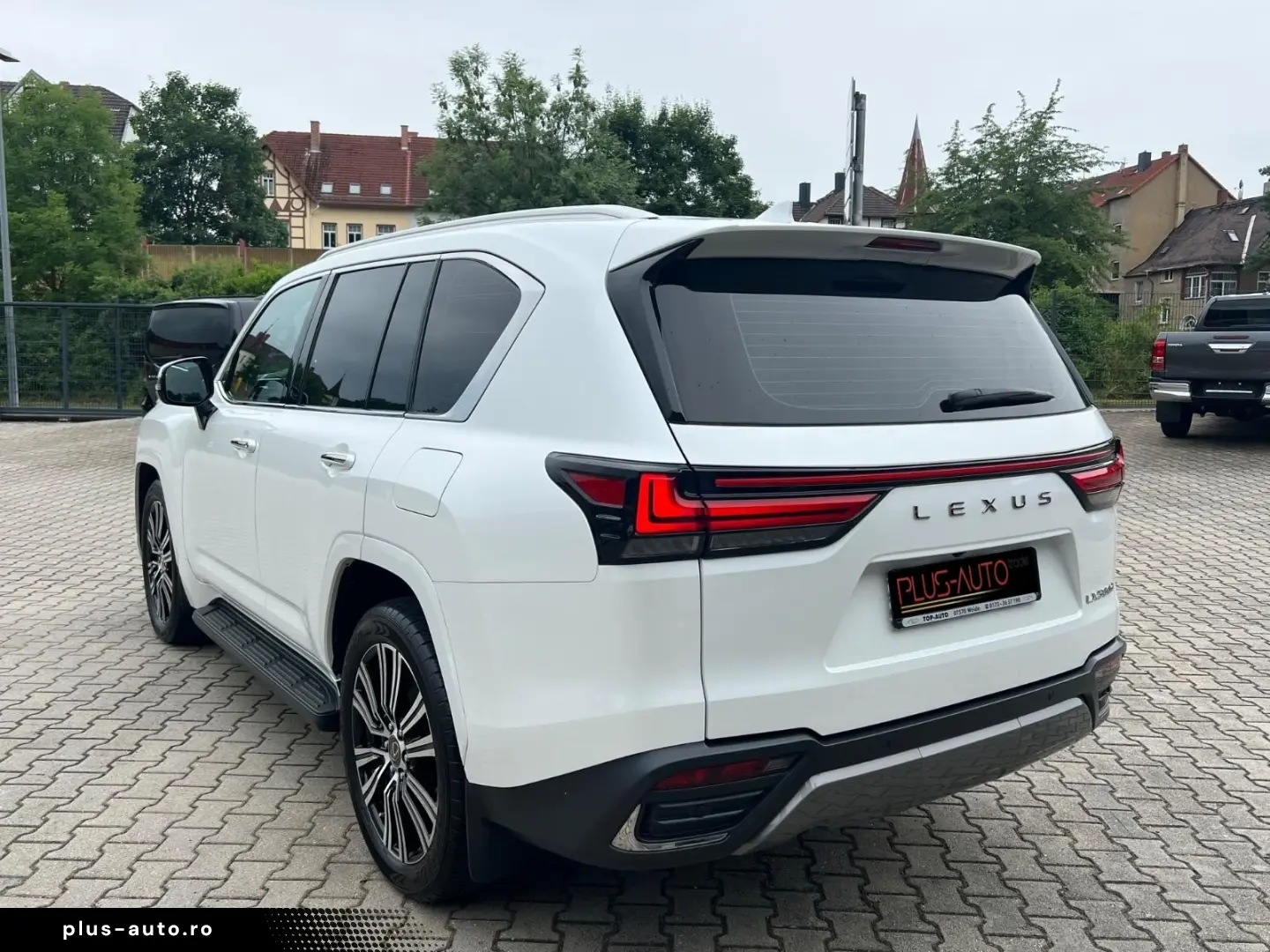 Lexus LX500 Luxury Line