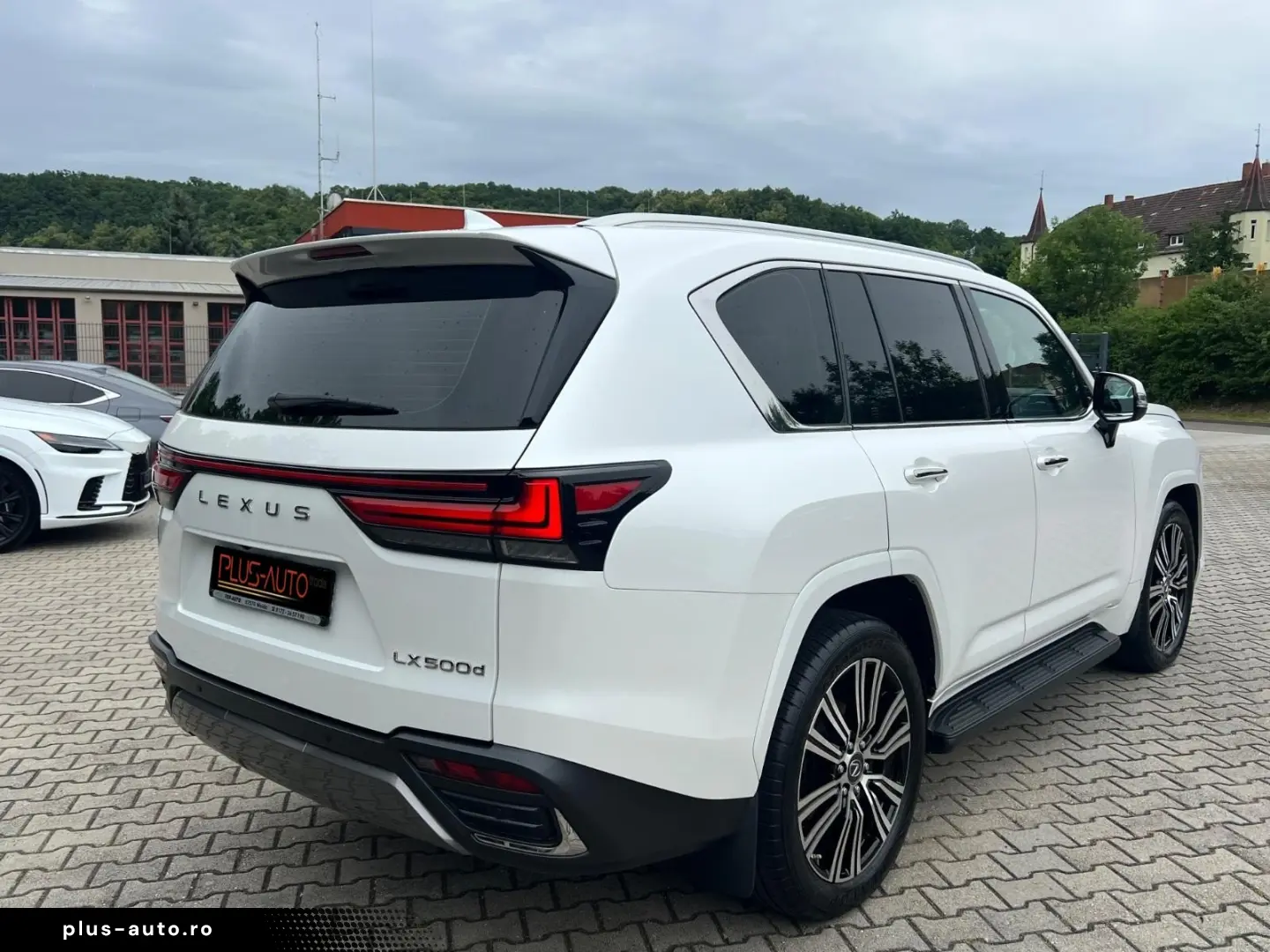 Lexus LX500 Luxury Line