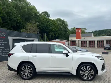 Lexus LX500 Luxury Line