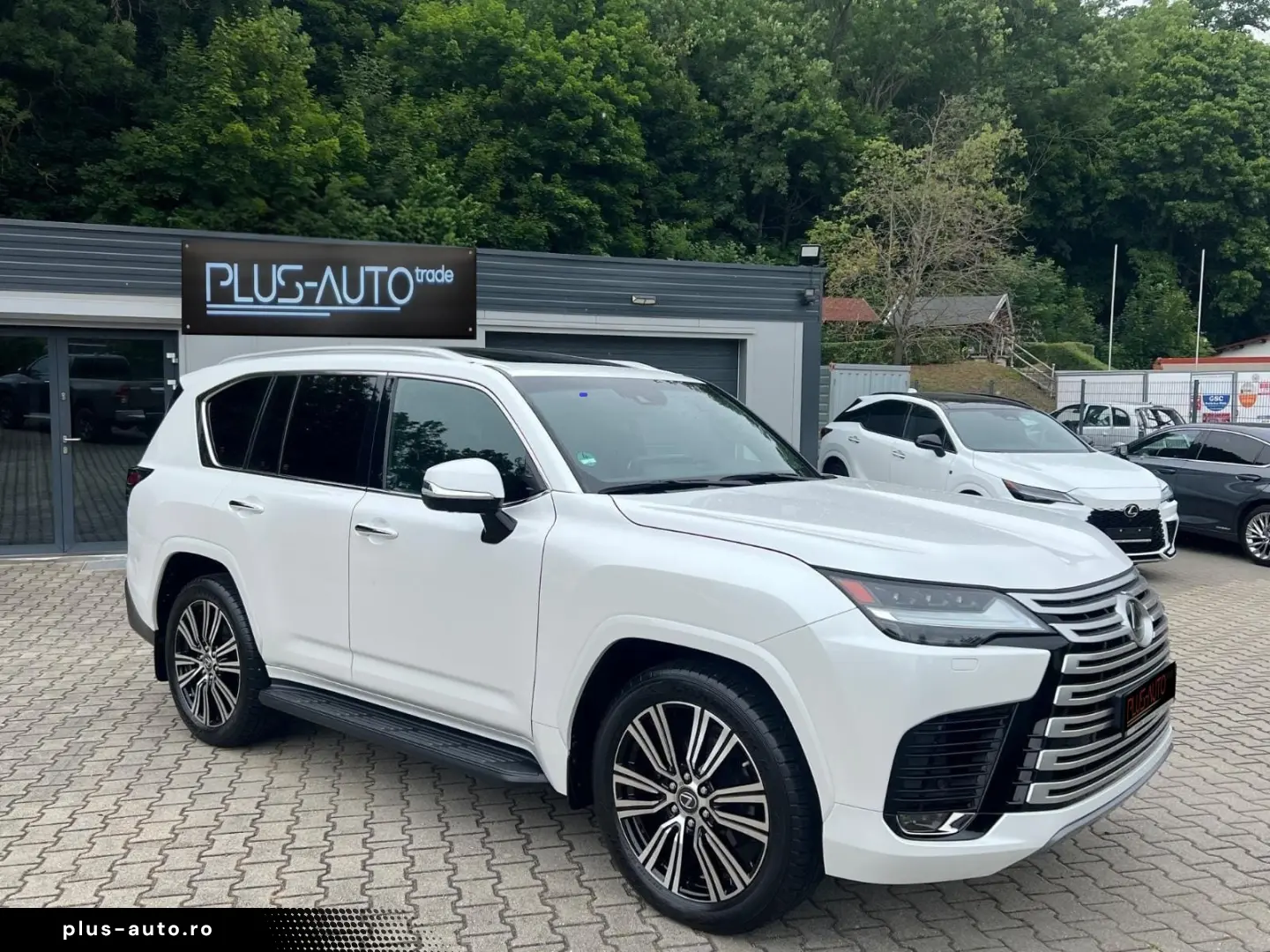 Lexus LX500 Luxury Line