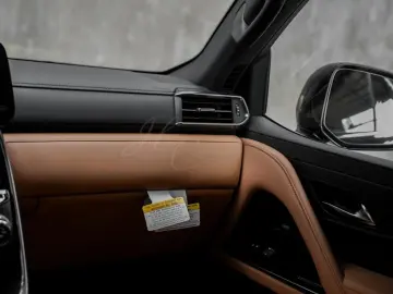 Lexus LX700h Luxury Line