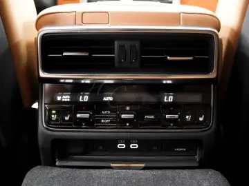 Lexus LX700h Luxury Line