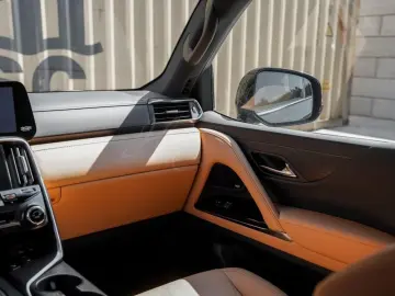 Lexus LX700h Luxury Line