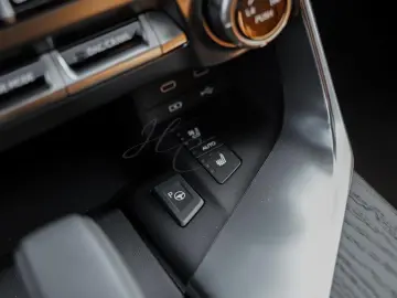 Lexus LX700h Luxury Line