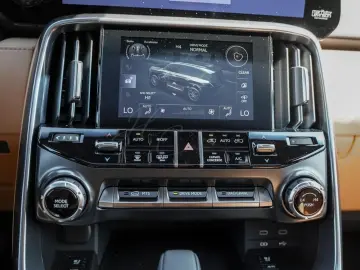 Lexus LX700h Luxury Line