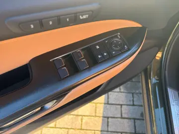 LEXUS NX 350h E-FOUR Luxury Line  Matrix HUD Leder CAM