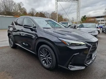 LEXUS NX 450h  E-FOUR Executive Line HUD Leder Navi 36