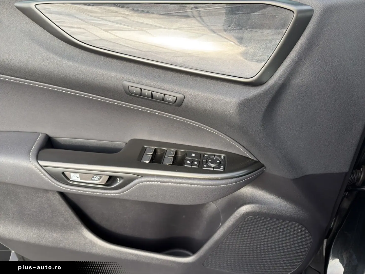 LEXUS NX 350h E-FOUR INTERIEUR- & TECHNIK-PAKET PANO