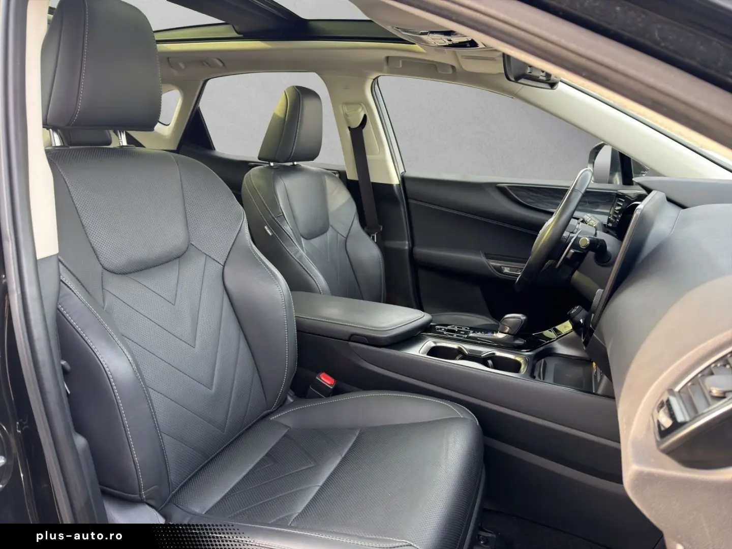 LEXUS NX 350h E-FOUR INTERIEUR- & TECHNIK-PAKET PANO