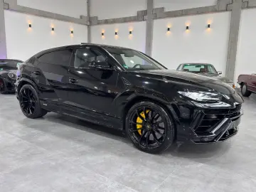 LAMBORGHINI Urus S 3D B&O Panorama HUD Style Package Massage