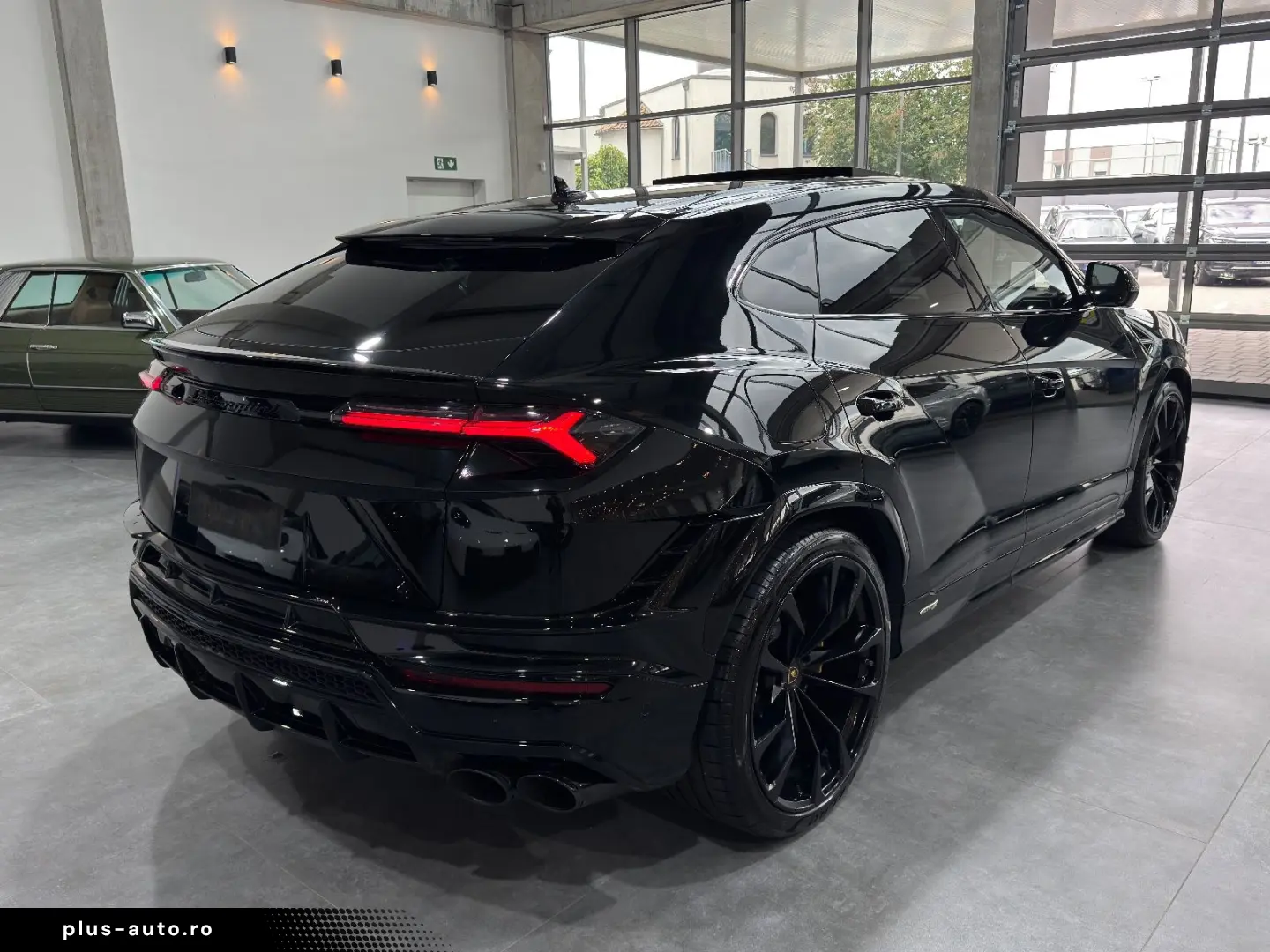 LAMBORGHINI Urus S 3D B&O Panorama HUD Style Package Massage