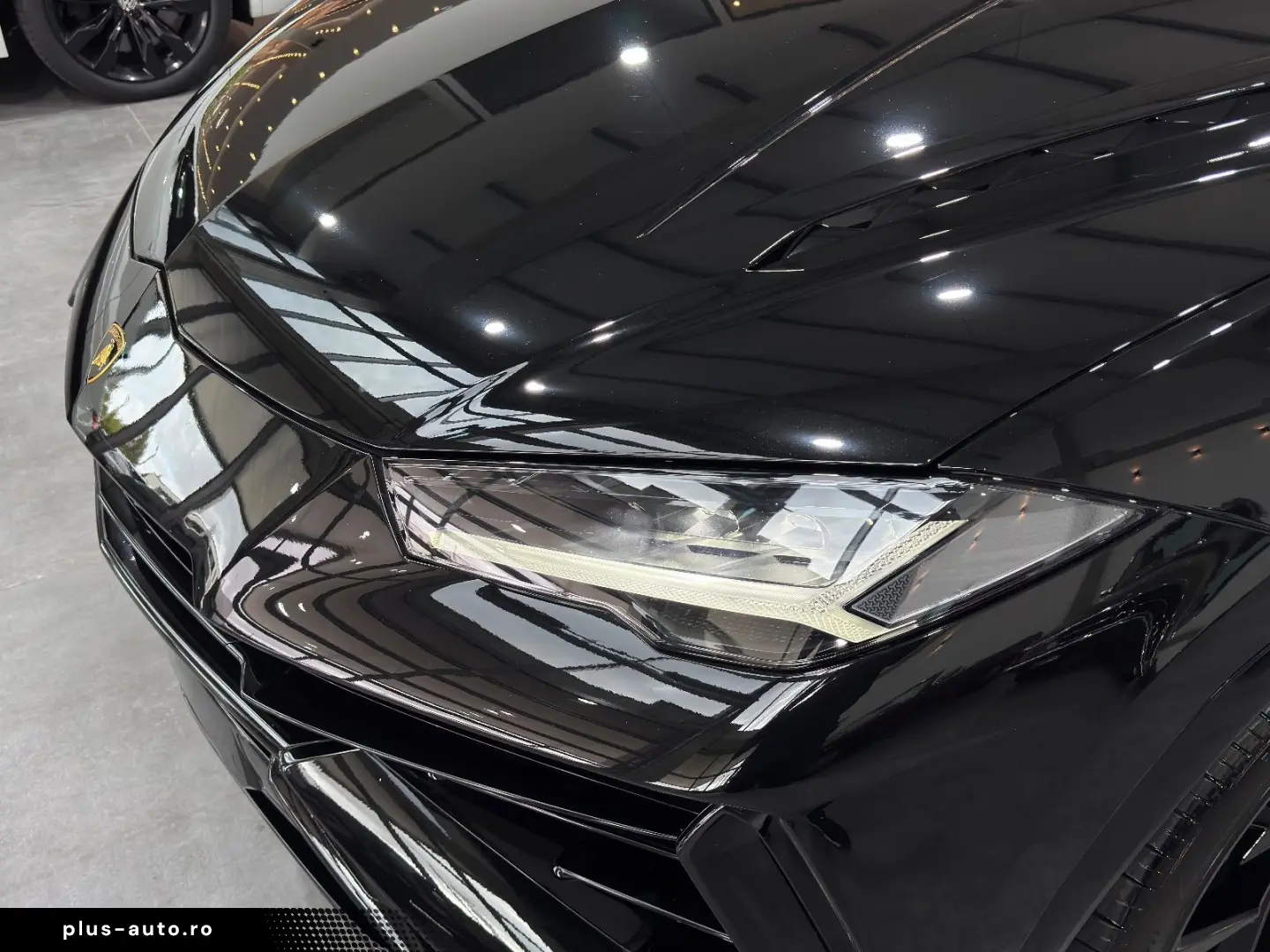 LAMBORGHINI Urus S 3D B&O Panorama HUD Style Package Massage