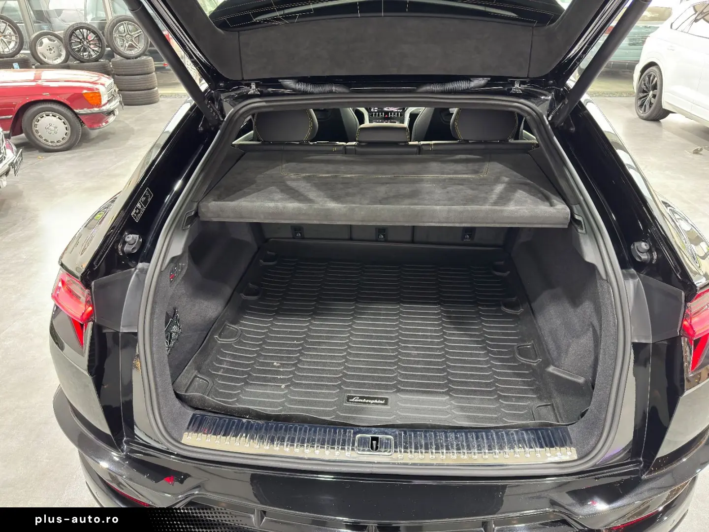 LAMBORGHINI Urus S 3D B&O Panorama HUD Style Package Massage