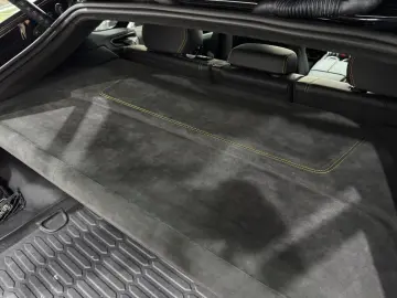 LAMBORGHINI Urus S 3D B&O Panorama HUD Style Package Massage