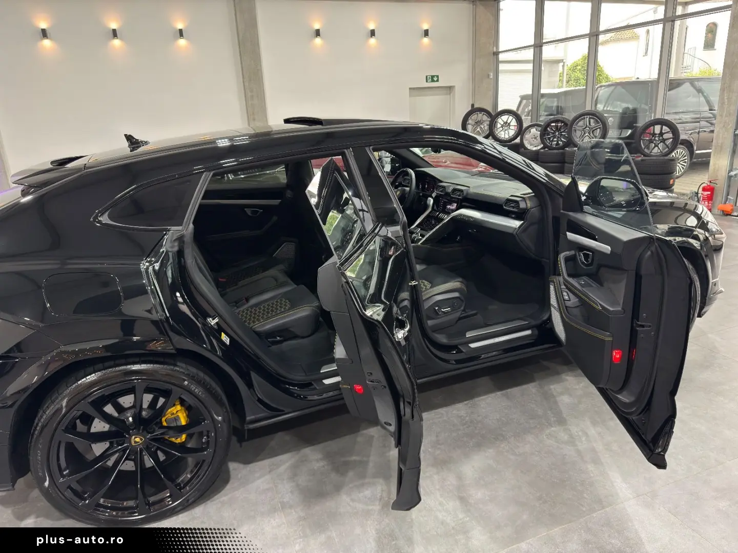 LAMBORGHINI Urus S 3D B&O Panorama HUD Style Package Massage