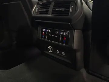 LAMBORGHINI Urus S 3D B&O Panorama HUD Style Package Massage