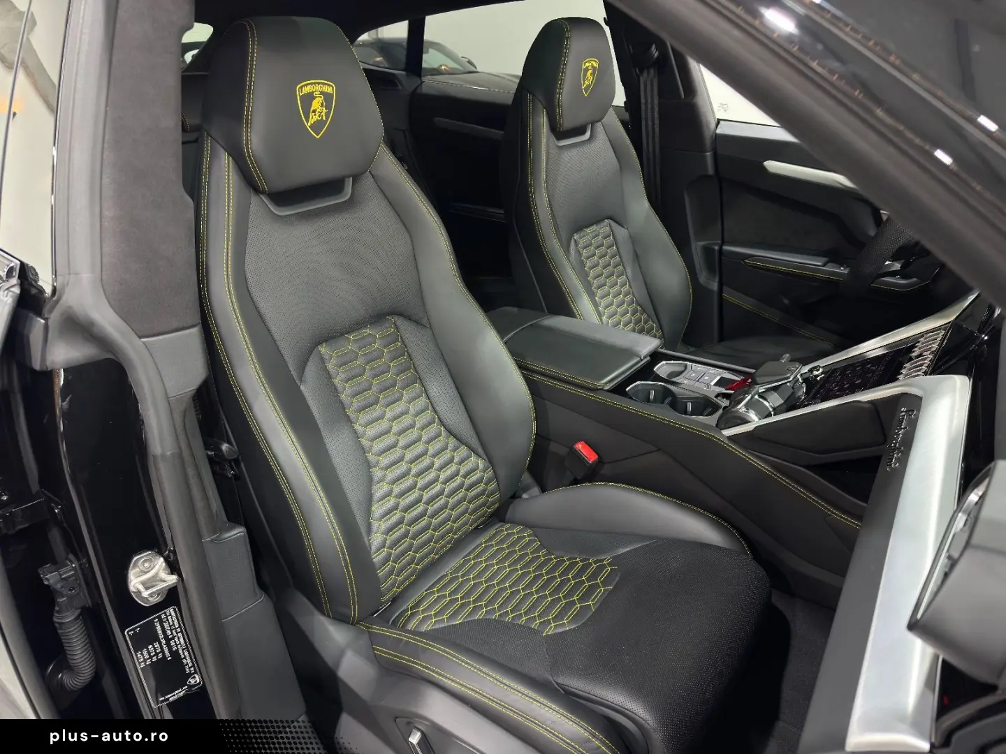 LAMBORGHINI Urus S 3D B&O Panorama HUD Style Package Massage