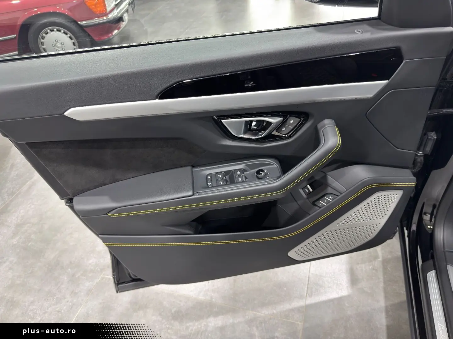 LAMBORGHINI Urus S 3D B&O Panorama HUD Style Package Massage