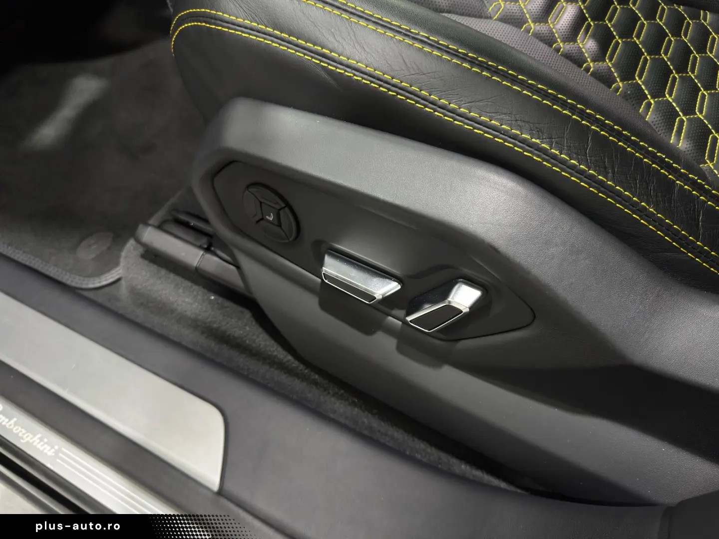 LAMBORGHINI Urus S 3D B&O Panorama HUD Style Package Massage