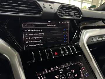 LAMBORGHINI Urus S 3D B&O Panorama HUD Style Package Massage