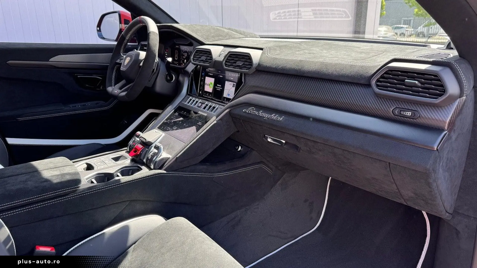 LAMBORGHINI Urus PERFORMANTE CARBON B&O MASSAGE PROD.2025