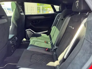 LAMBORGHINI Urus PERFORMANTE CARBON B&O MASSAGE PROD.2025