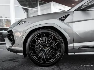 LAMBORGHINI Urus SE 800hp   Ad Personam   NETTO POSSI   AKRA