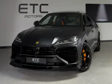 LAMBORGHINI Urus 4.0 V8 SE  NOVITEC AKRAPOVIC