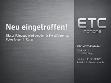 LAMBORGHINI Urus 4.0 V8 SE  NOVITEC AKRAPOVIC